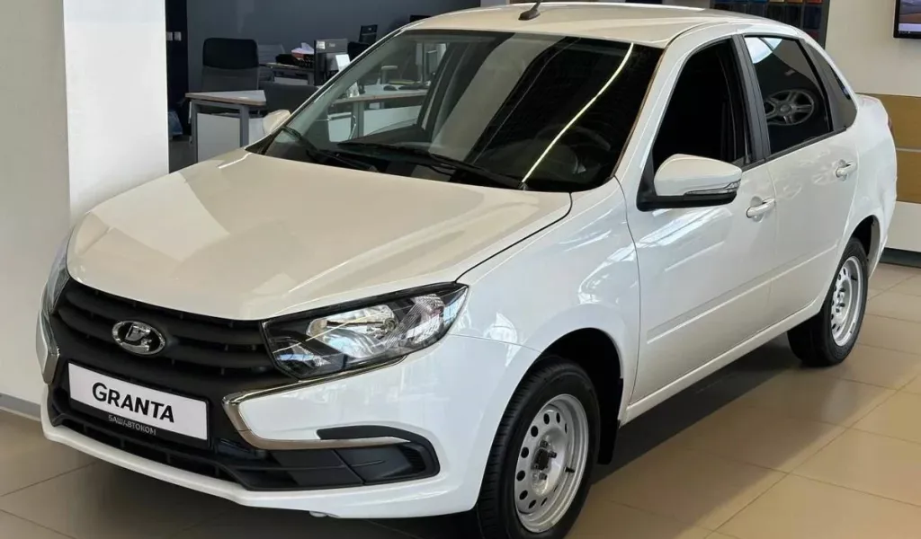 Забудьте про дорогие авто: ТОП-10 машин, с которыми вы реально сэкономите