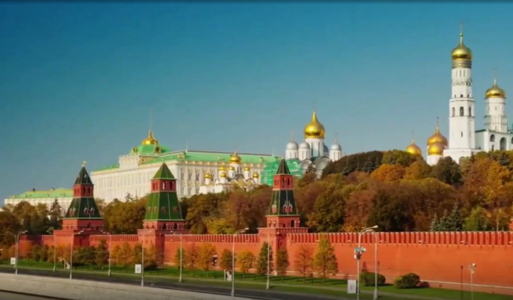 Чем Москва привлекает туристов из Китая
