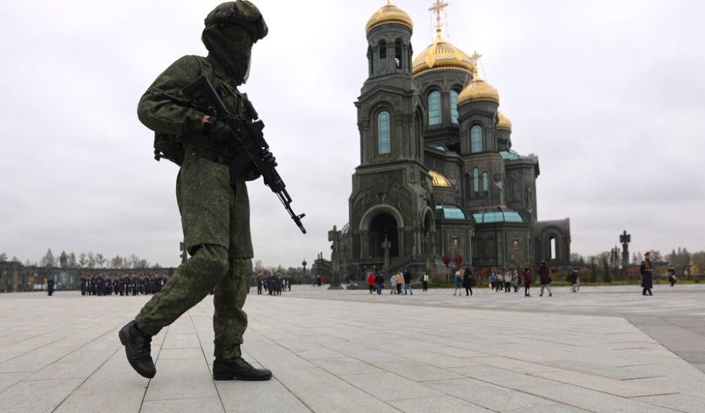 В Петербурге установили дополнительную меру поддержки участникам СВО и их семьям