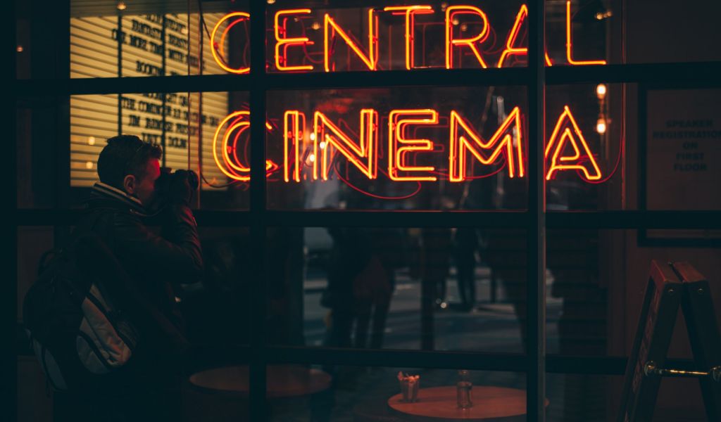 Политика победила: Каннский кинофестиваль бойкотирует Россию и открыто поддерживает Украину