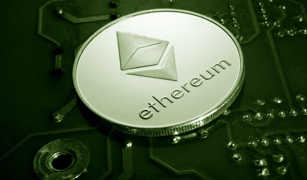 Банк Goldman Sachs предрек проигрыш биткоина Ethereum по капитализации