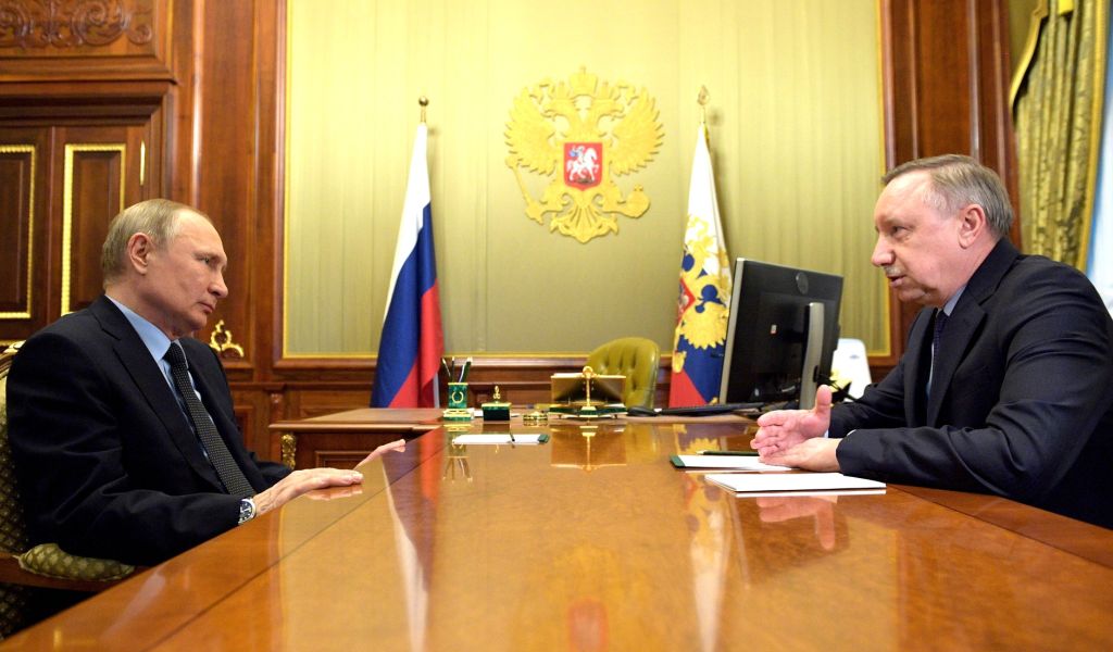 Путин обсудил с Бегловым меры по борьбе с коронавирусом и подготовку к экономическому форуму