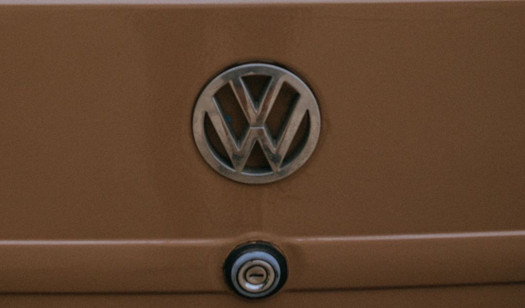 «Ъ»: сотрудникам Volkswagen в Нижнем Новгороде предложили уволиться за 6 окладов до 17 июня