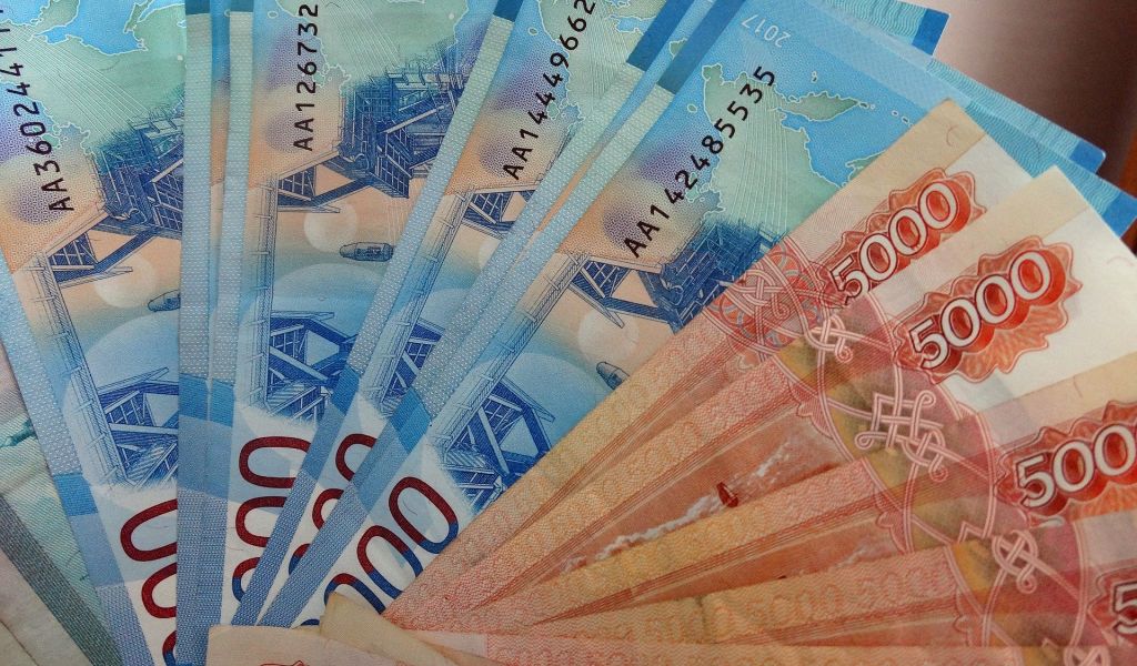 Перечислены регионы с самыми высокими среднемесячными зарплатами в начале 2021 года