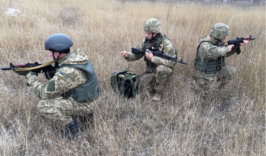 Помощник главы Чечни Алаудинов заявил, что украинские военные заминировали завод с мирными жителями в Северодонецке