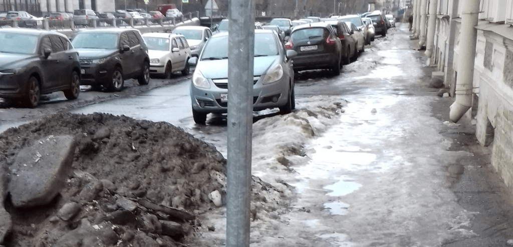 Из-за циклона FRANZISKA в Петербурге ожидается сильный гололед и ледяной дождь