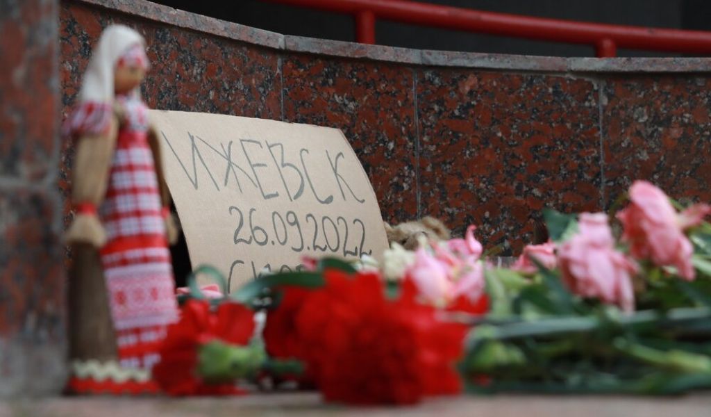СК РФ: ижевский стрелок был приверженцем идеологии «Колумбайна»*