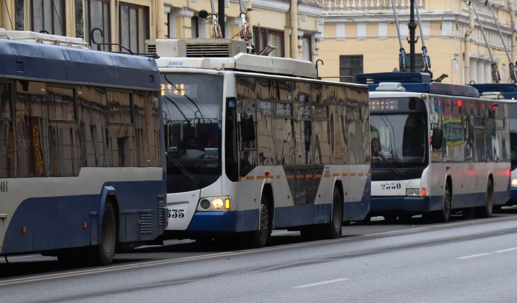 Три троллейбуса в Петербурге изменили свой маршрут из-за аварийных работ