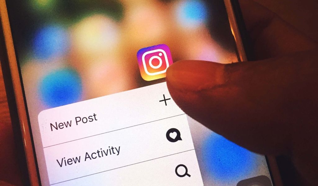 Аналитик Парфентьев рассказал, могут ли заблокировать Facebook и Instagram в России