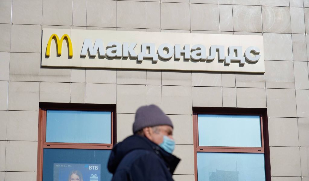 Почему уход McDonald’s из России спровоцировал массовый ажиотаж среди граждан