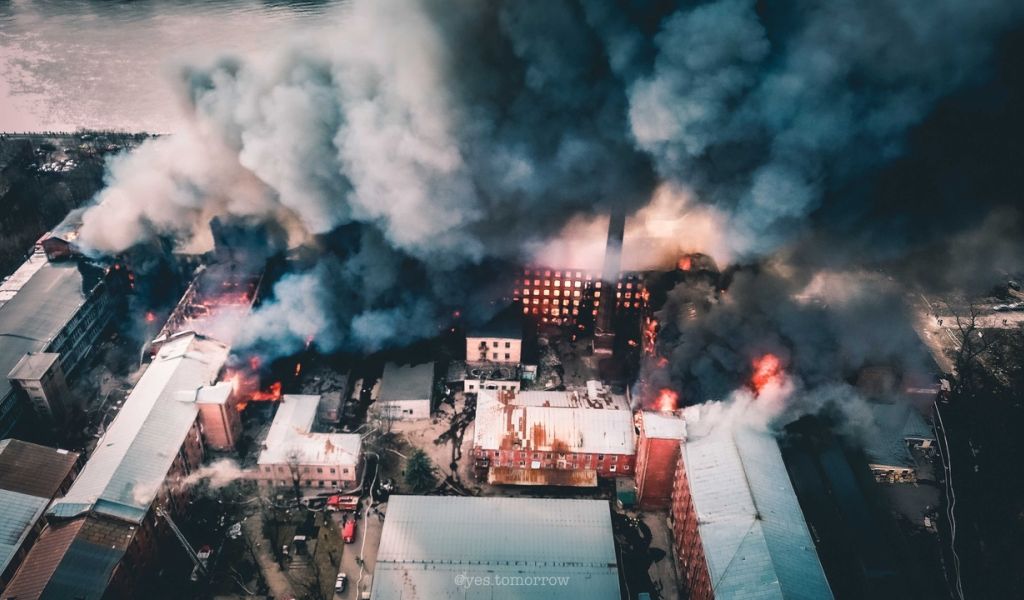 «Невская мануфактура» ищет подрядчика для восстановления сгоревшего памятника