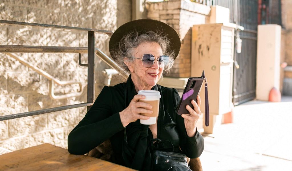 85-летняя чеченская пенсионерка стала звездой Instagram