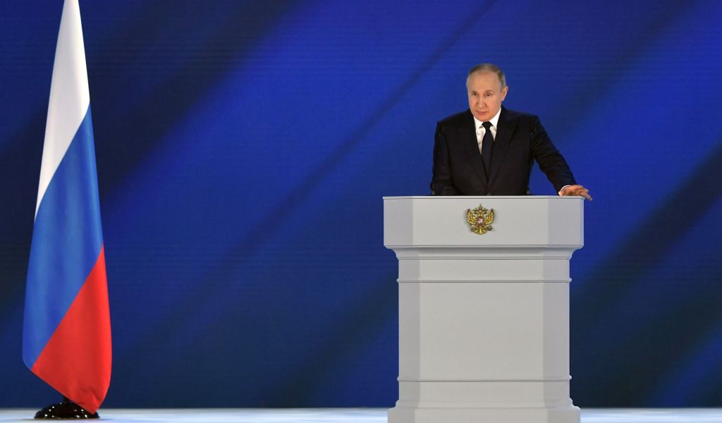 Путин призвал властей восстановить рынок труда до конца текущего года
