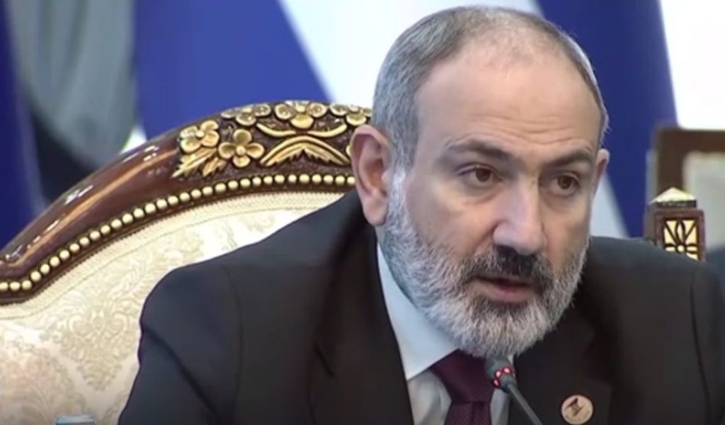 Пашинян считает неуместными заявления о смене внешнеполитического курса Армении