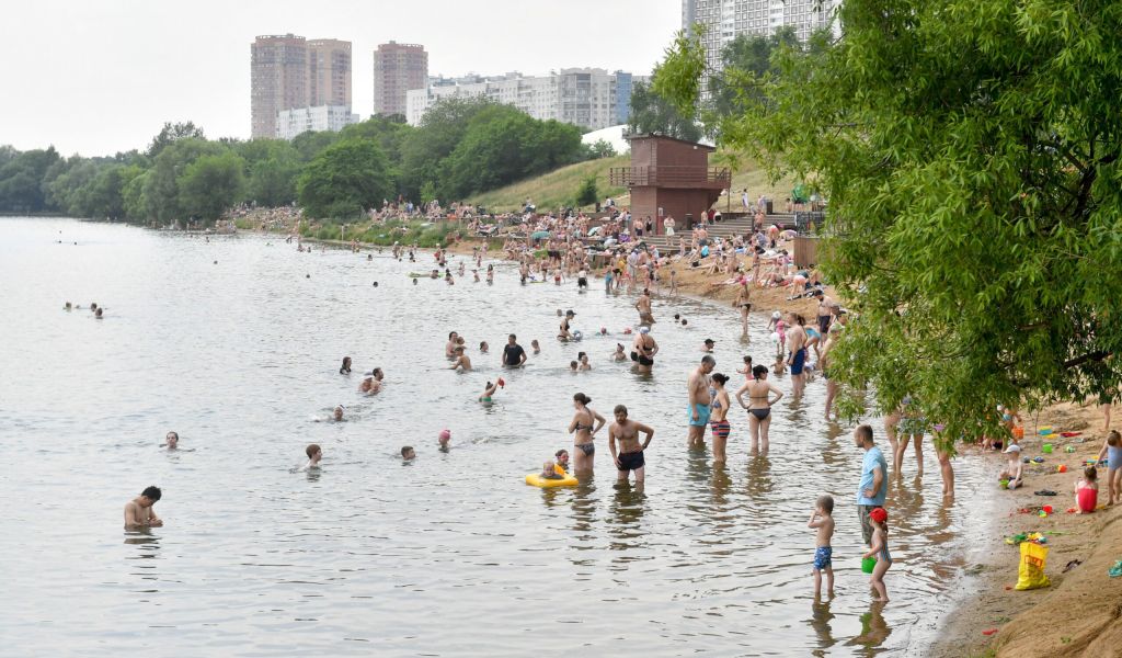 Москвичам пообещали продолжение купального сезона в августе