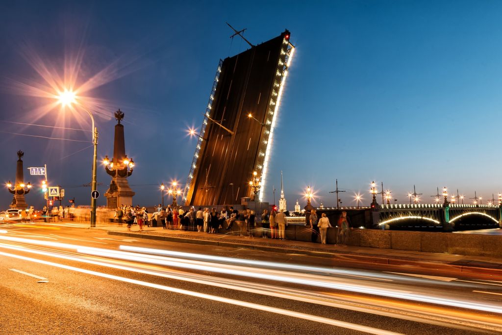 Туристическая отрасль Петербурга восстановилась на 77% в сравнении с 2019 годом