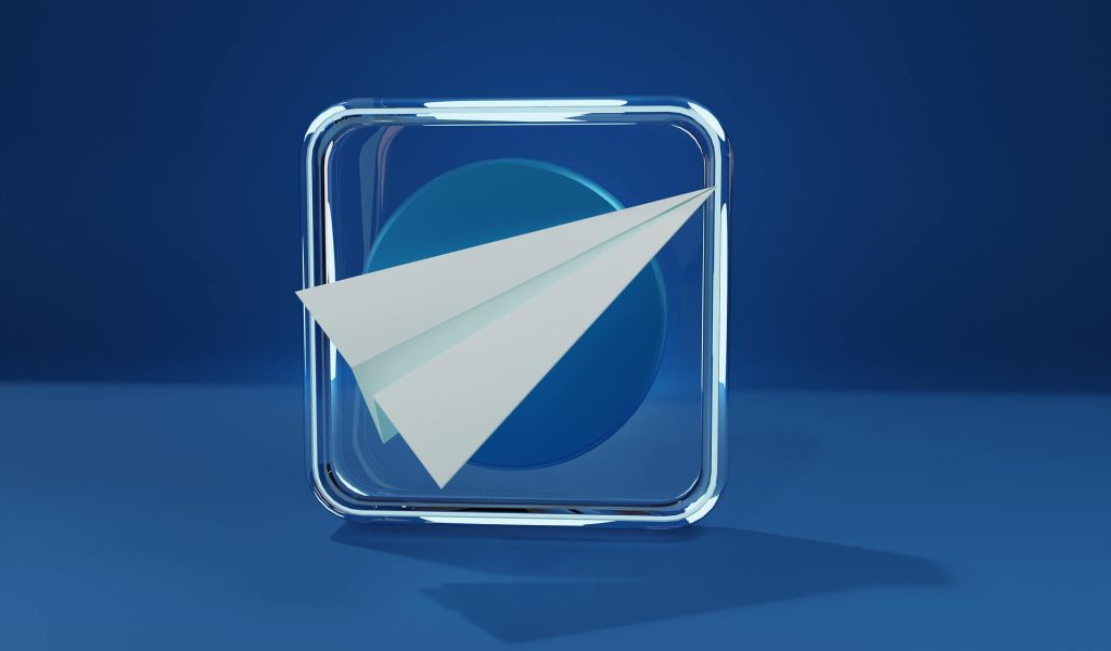 ЦРУ хочет вербовать россиян в Telegram