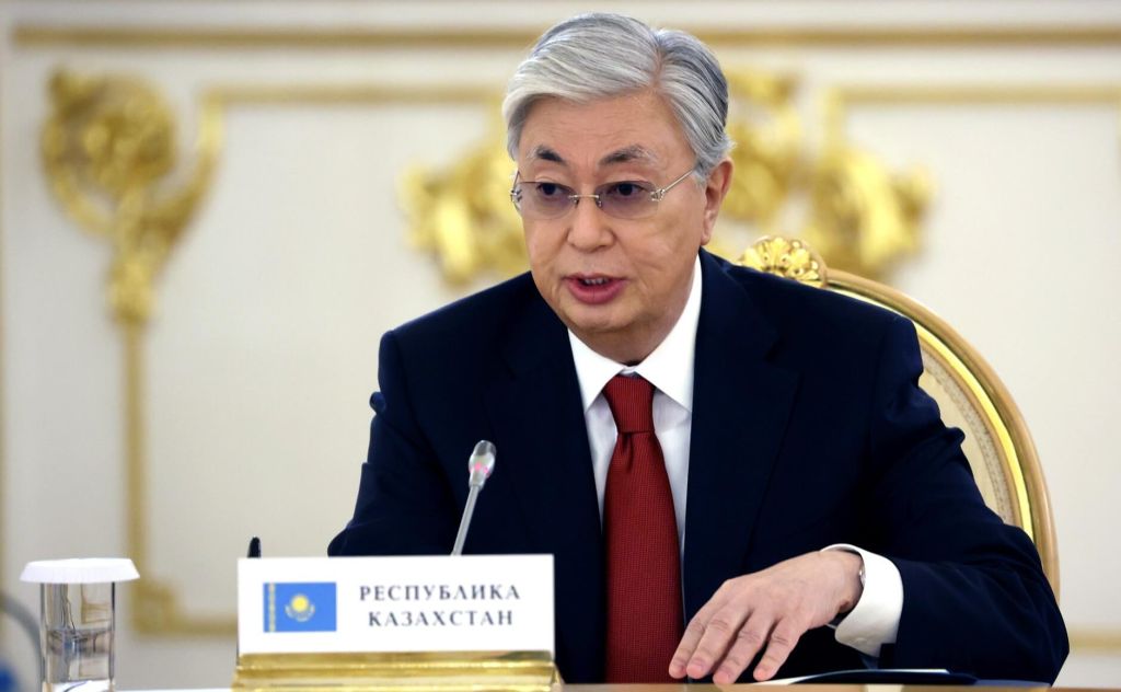 Правительство Казахстана во главе с Алиханом Смаиловым ушло в отставку