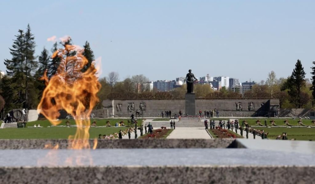 В Петербурге почтили память павших в Великой Отечественной войне