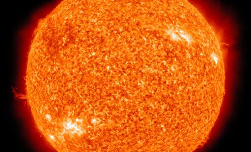 Мощная вспышка на Солнце: предупреждение ученых о возможных последствиях