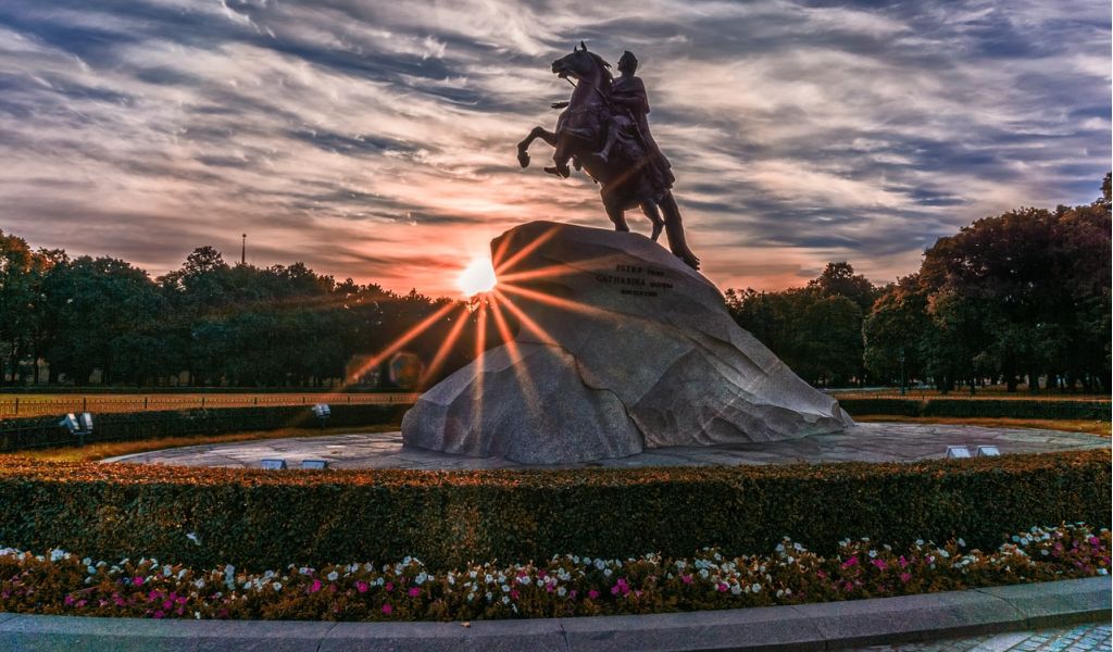 Как большой бизнес и деньги влияют на облик города