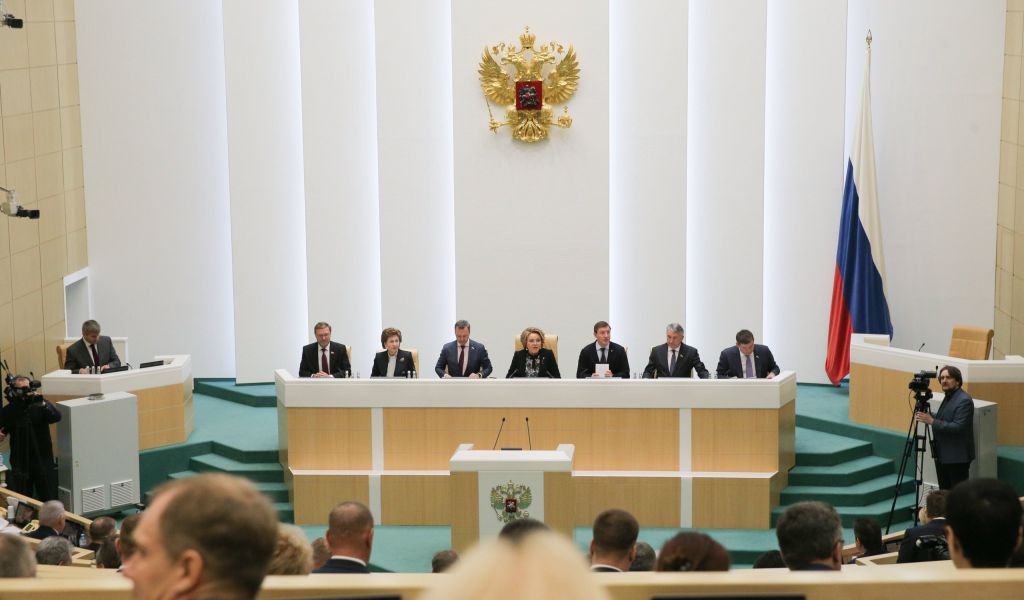 Дезертирство и отказ: какие законопроекты одобрил Совфед после утверждения частичной мобилизации в РФ
