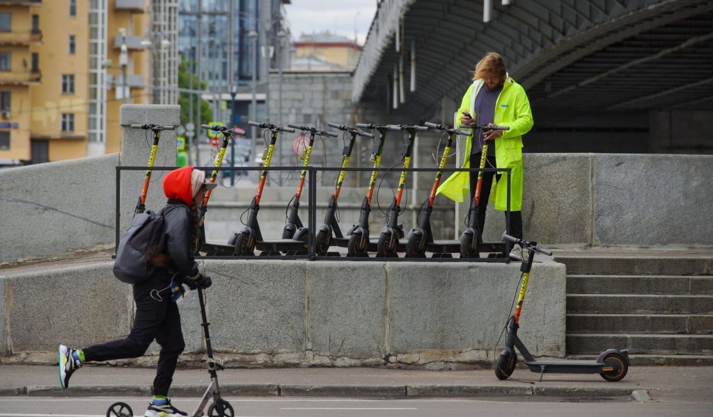 В Санкт-Петербурге подписали соглашения о правилах аренды самокатов