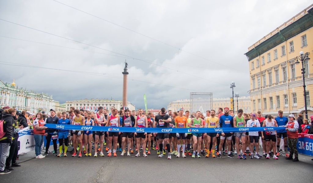 К полумарафону «ЗаБег» в Петербурге присоединились 18 тыс участников