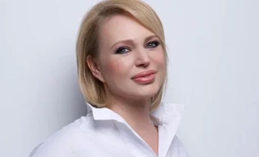 Алла Довлатова рассказала, что с радостью стала бабушкой