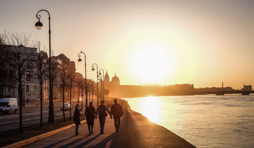 Петербург занял первое место в рейтинге по популярности туров на майские праздники