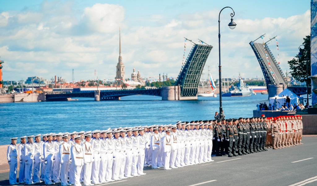 День ВМФ в 2024 году: Историческое торжество России