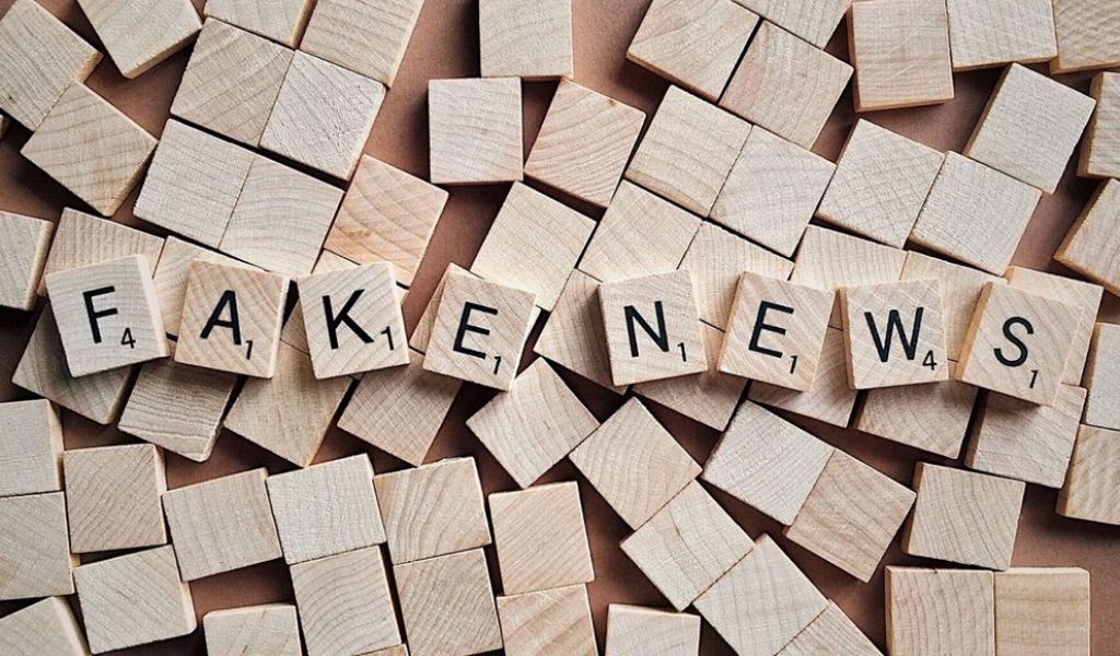 Политолог Наумов уличил Bloomberg в «желтизне»
