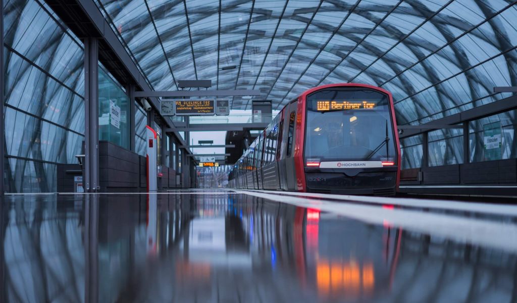 В Петербурге очередной сбой на оранжевой ветке метро