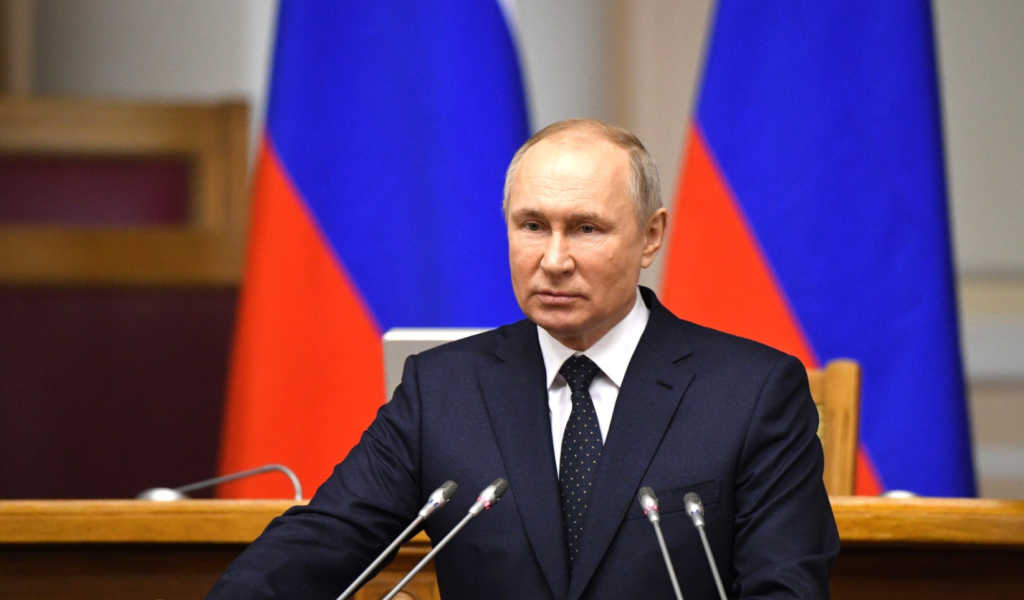 Foreign Policy: императорские дворцы были детской мечтой Путина