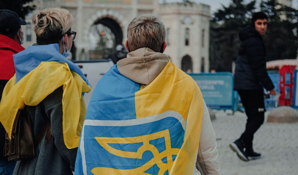 «Украинские беженцы — это русские люди»: почему в Европе стали плохо относиться к переселенцам с Украины
