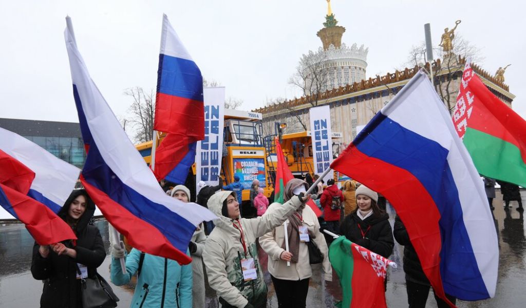 Запад обложил Россию санкциями, но у Путина еще остались сторонники на мировой арене