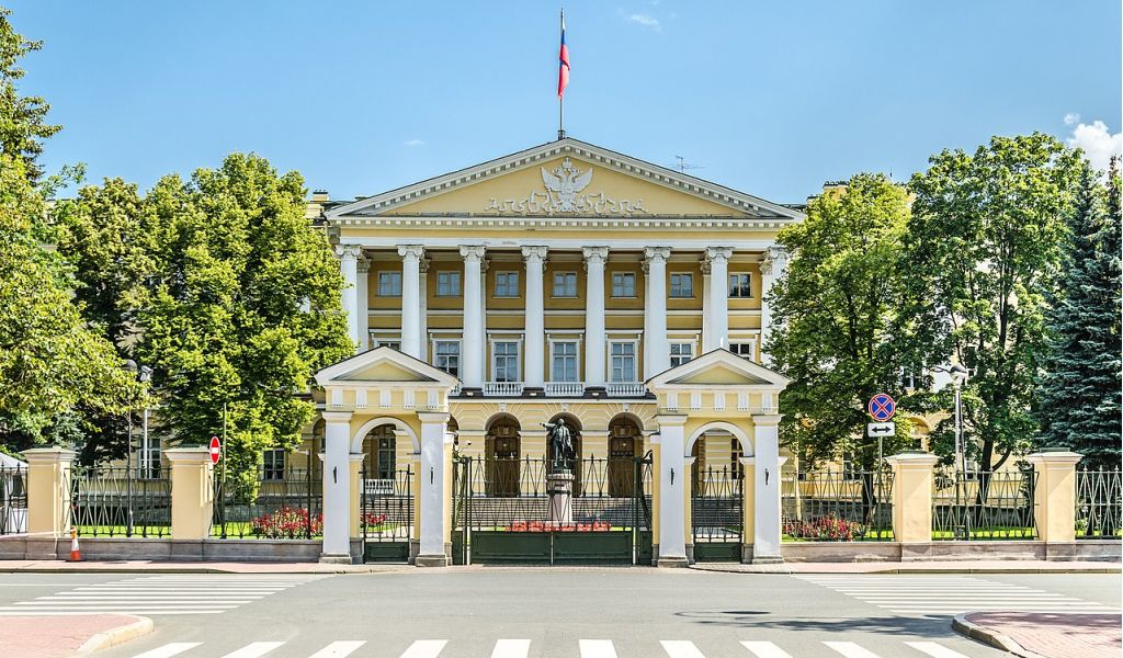 Боллоева назначили зампредседателем комитета имущественных отношений Петербурга