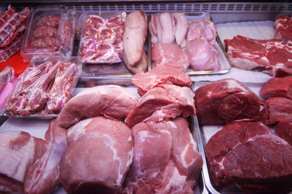 «Ешьте спокойно»: есть ли разница между покупным и домашним мясом