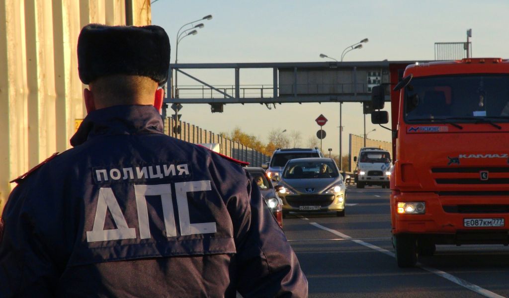 Autonews: ГИБДД массово запустила скрытые проверки водителей в России