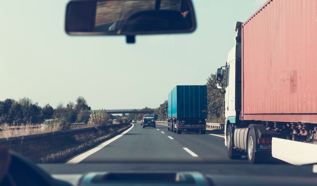 Депутаты предложили снизить уровень автомобильной тонировки до 50%