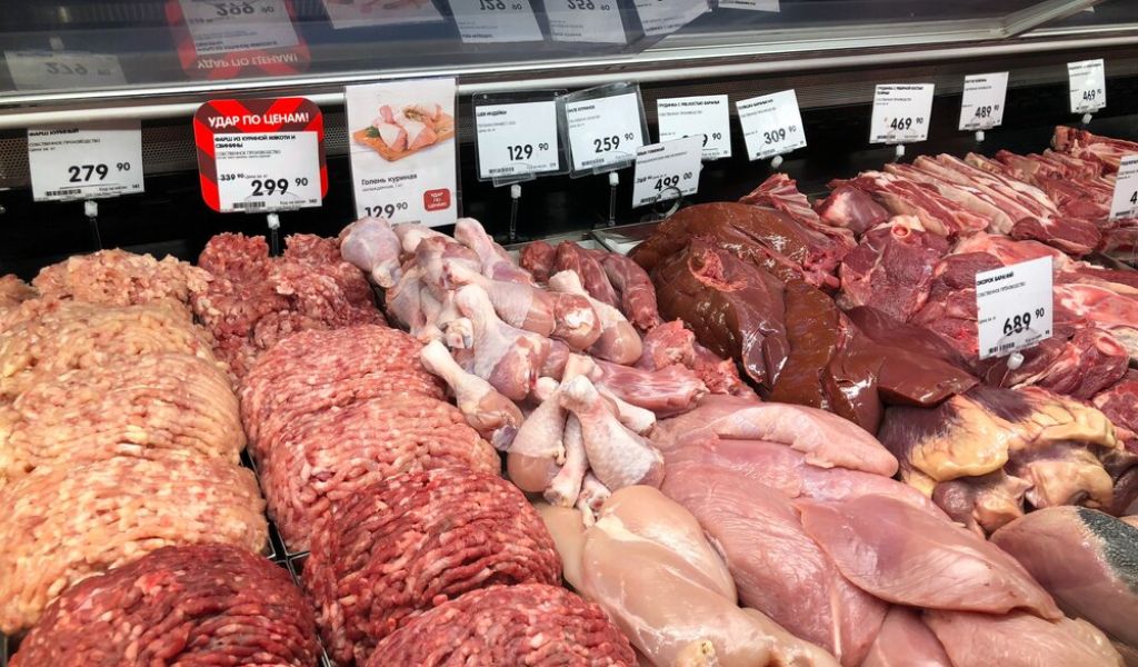 Земфира из Франции объявила россиянам о выпуске новой песни «Мясо» на тему Украины