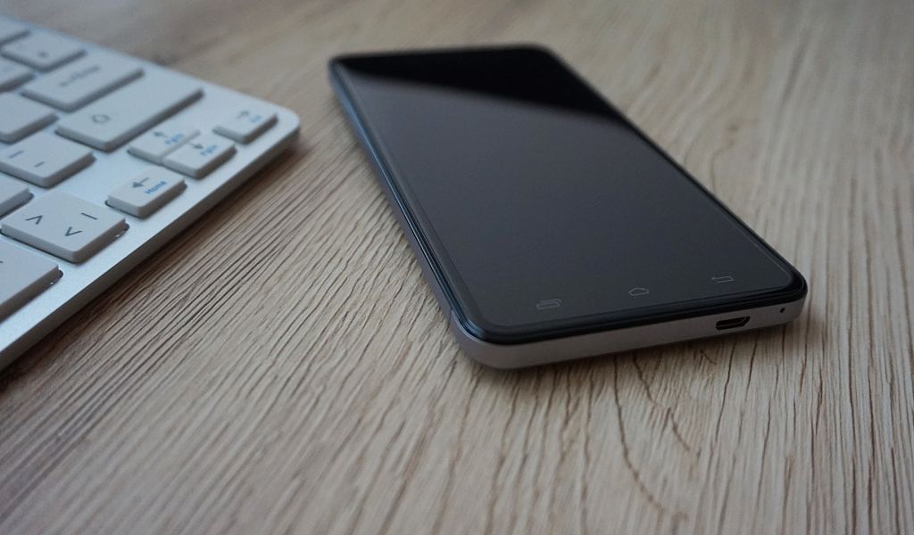 В продаже появились смартфоны на российской операционной системе «Аврора»