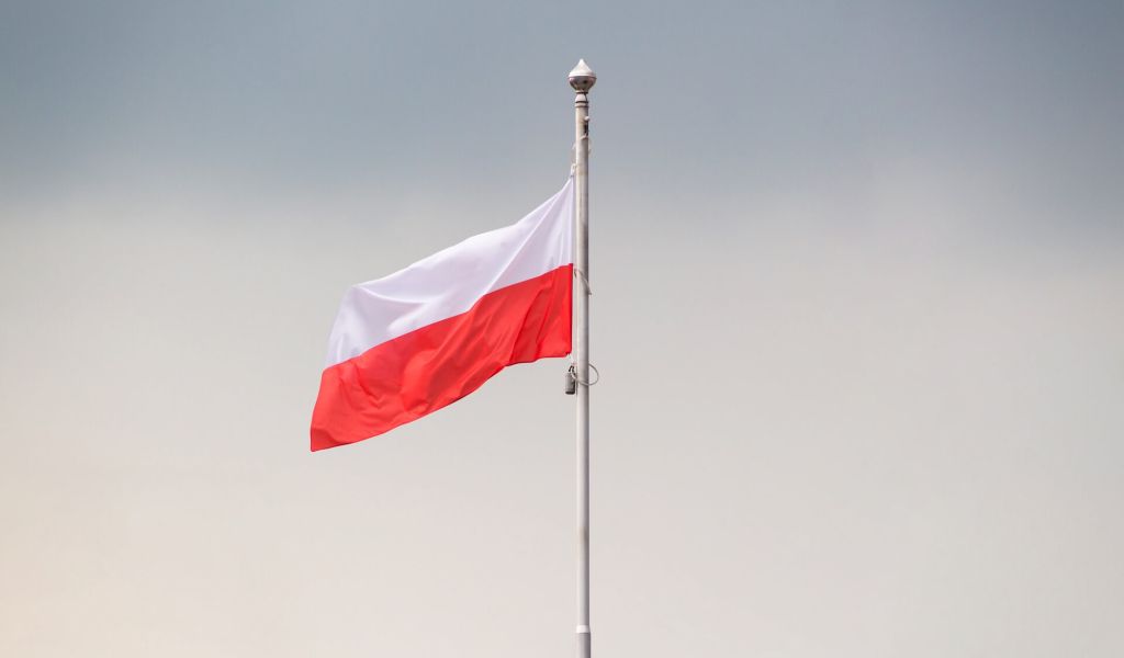 Польские украинцы пытаются получить Карту поляка, чтобы не идти на войну