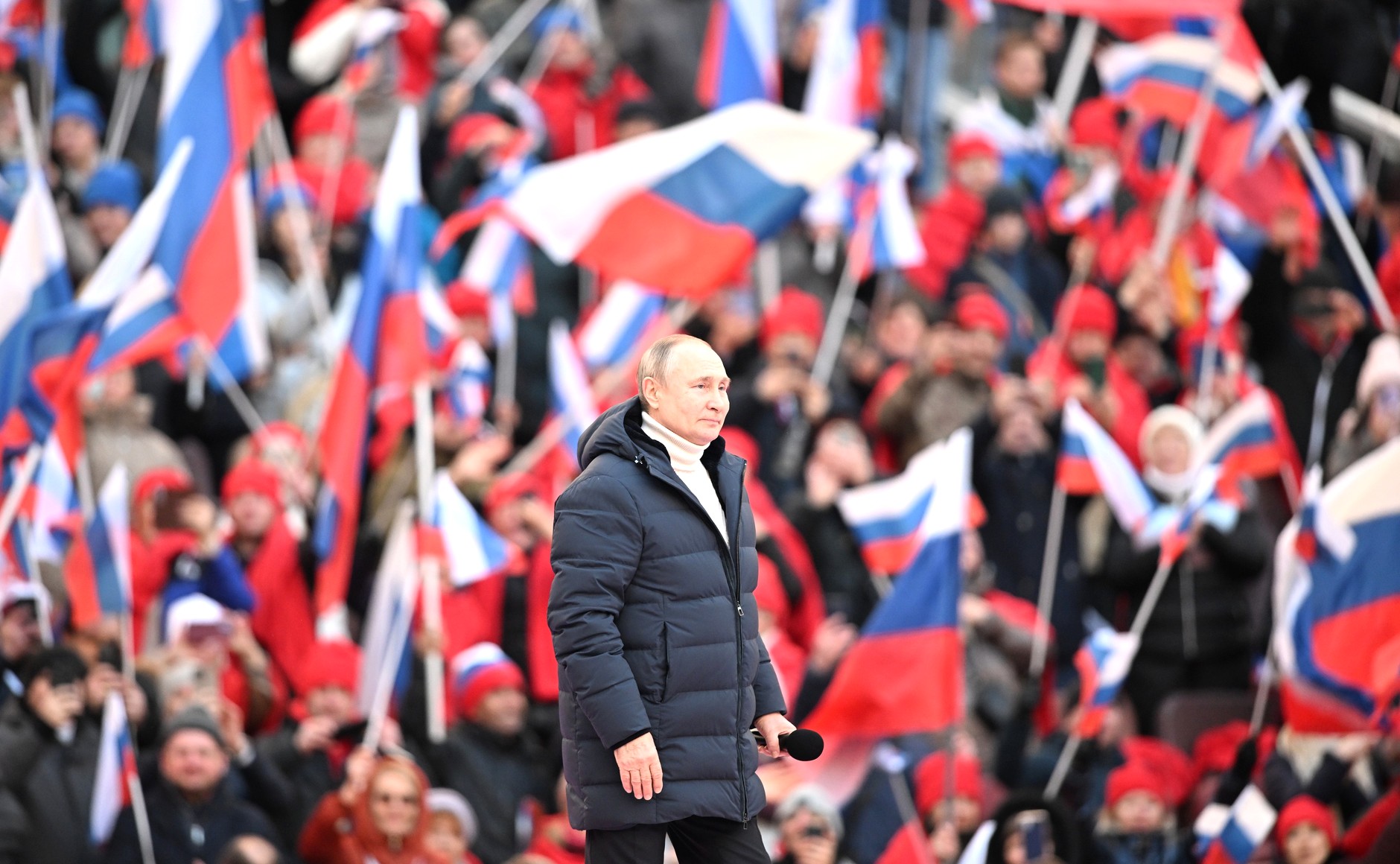 ФОМ: Работу Путина одобряют 82% россиян