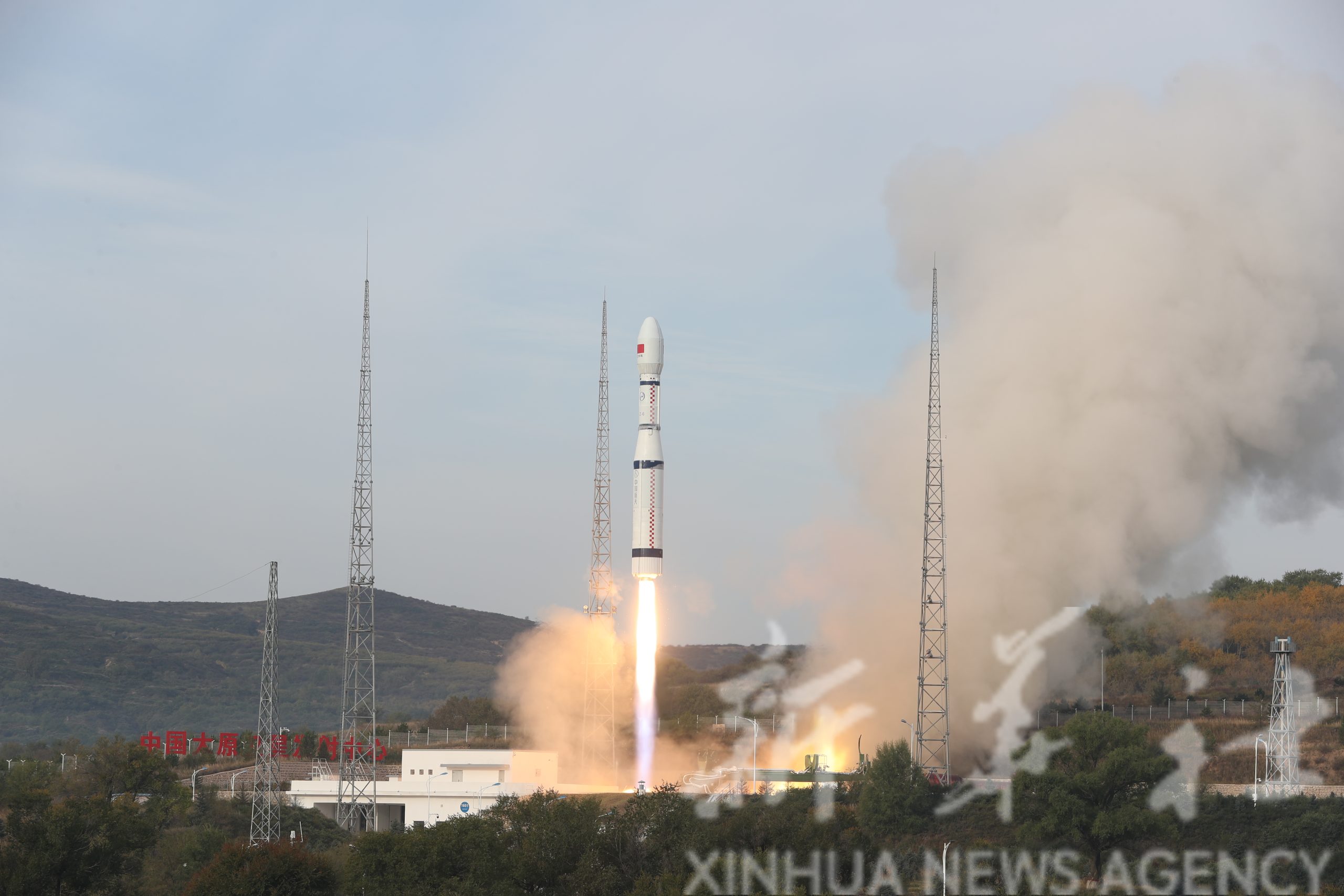 Запуск спутников "Шиянь-16A", "Шиянь-16B" и "Шиянь-17"