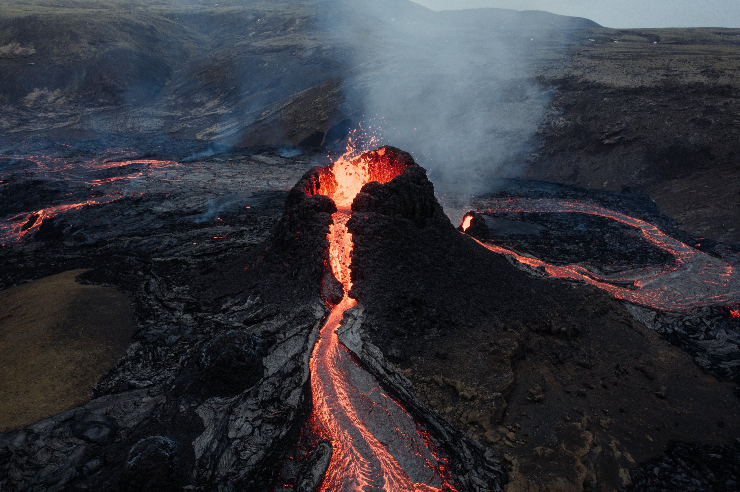 Извержение вулкана фаградальсфьядль (2021). Извержение вулкана