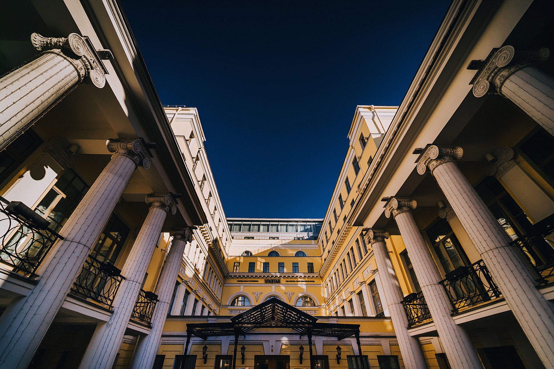гостиницы санкт петербурга у эрмитажа